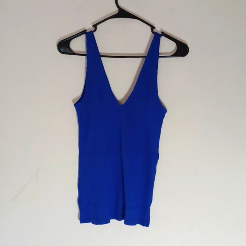 Fitted Tank Top - Picture 2 of 2